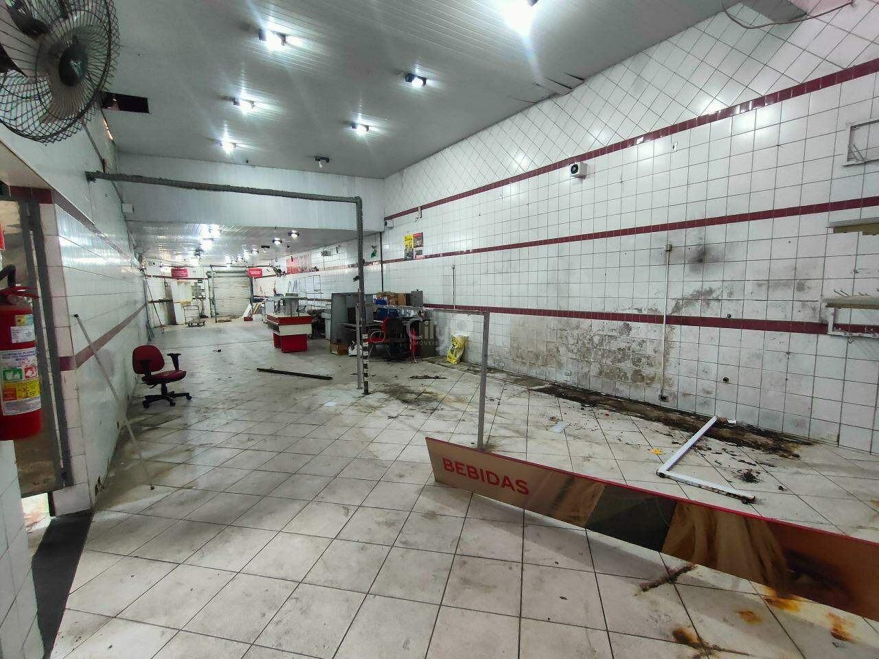 Ponto Comercial para alugar — Industrial, 250 m² — foto 4