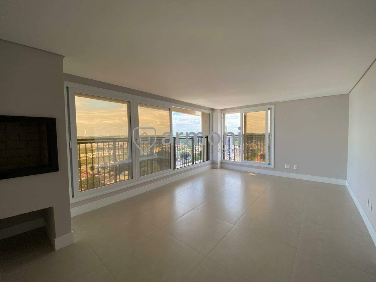 Apartamento à venda no Petrópolis: 