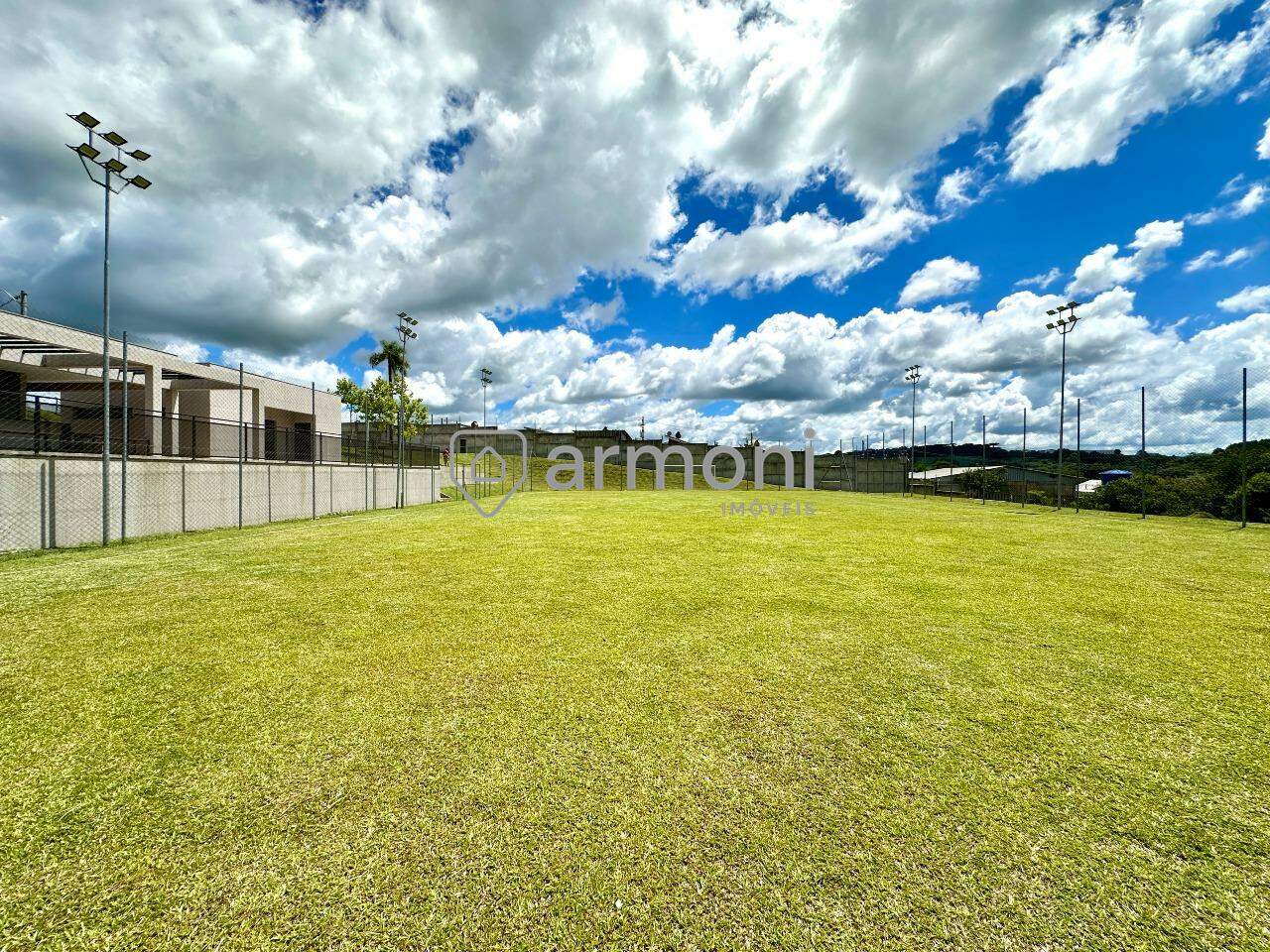 Lote em condomínio à venda no São José: 