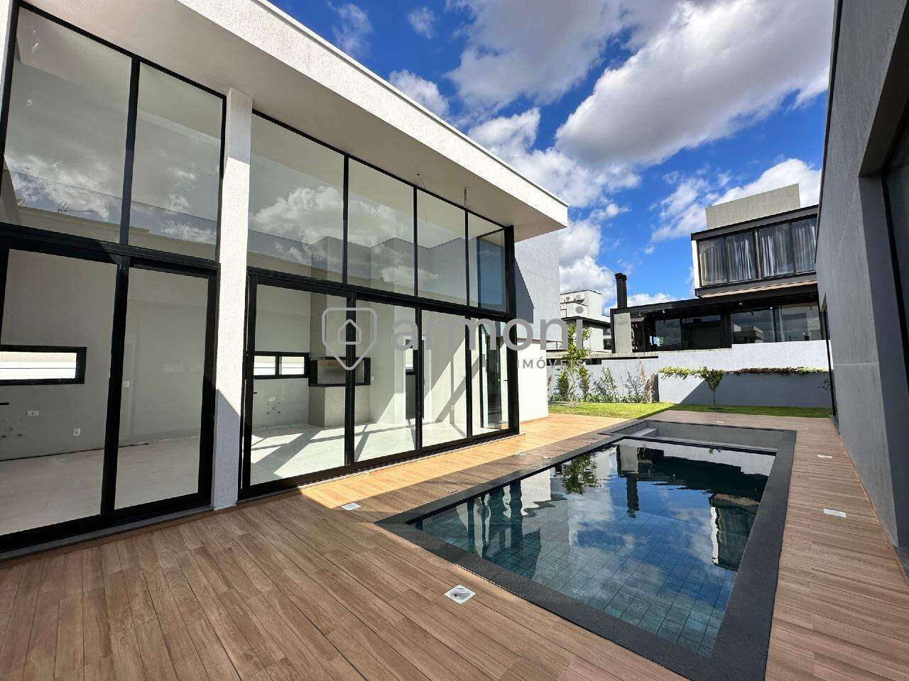 Casa à venda no Valinhos: 