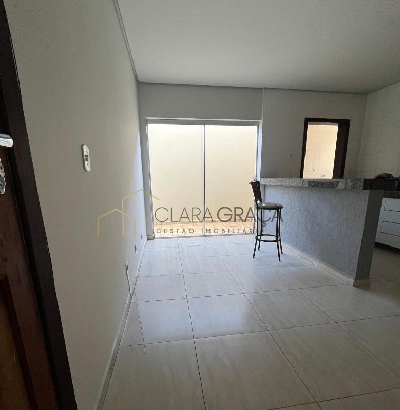 Apartamento à venda no NOSSA SENHORA DO CARMO: 