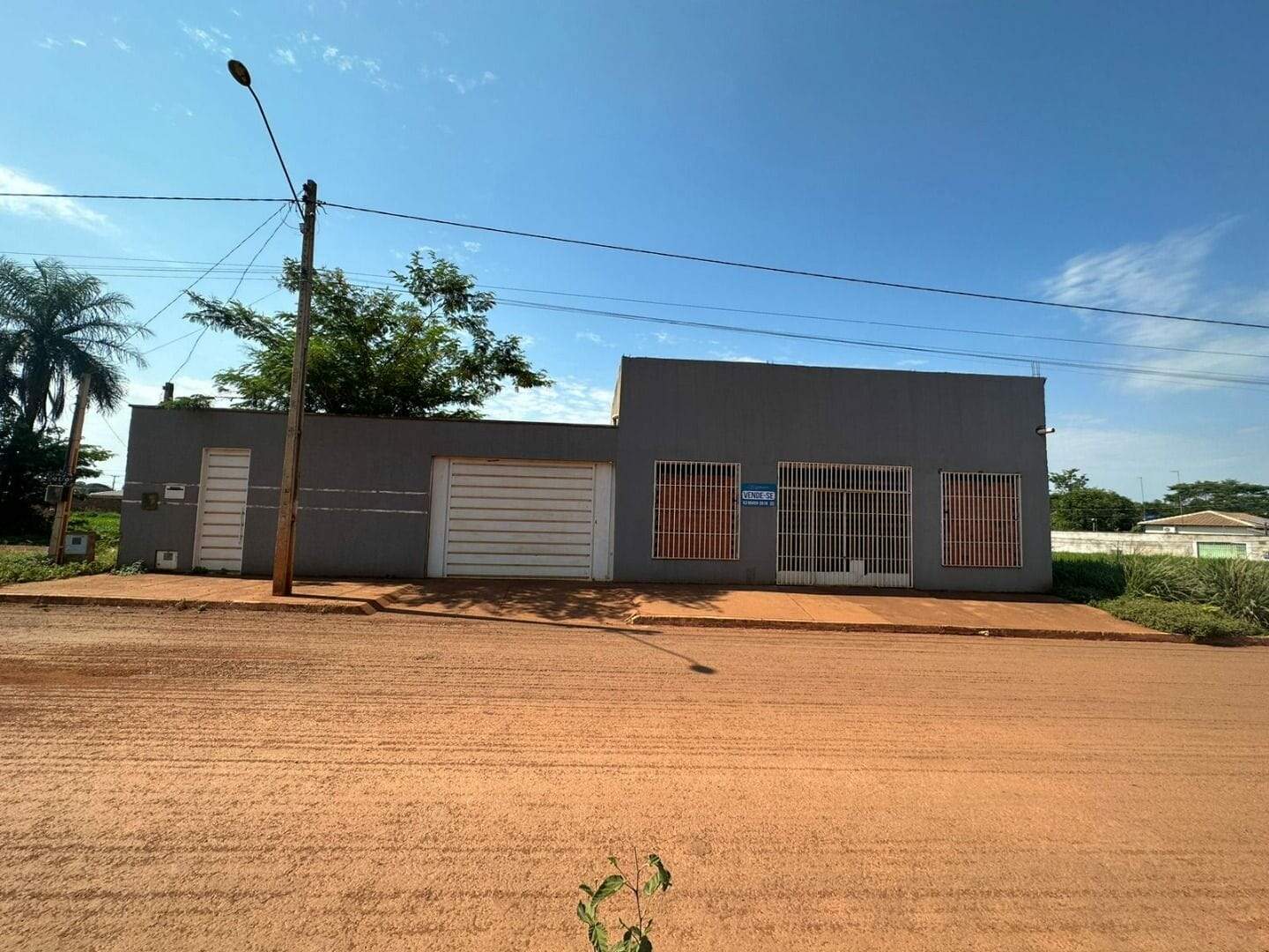 Casa à venda no Luzimangues: 