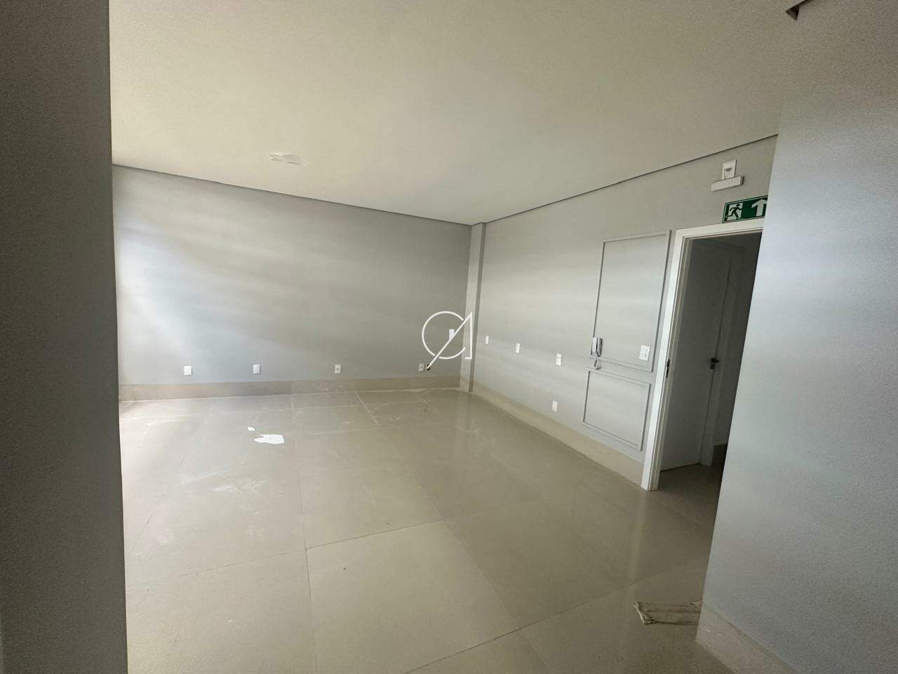 Sala comercial para aluguel no Plano Diretor Sul: 