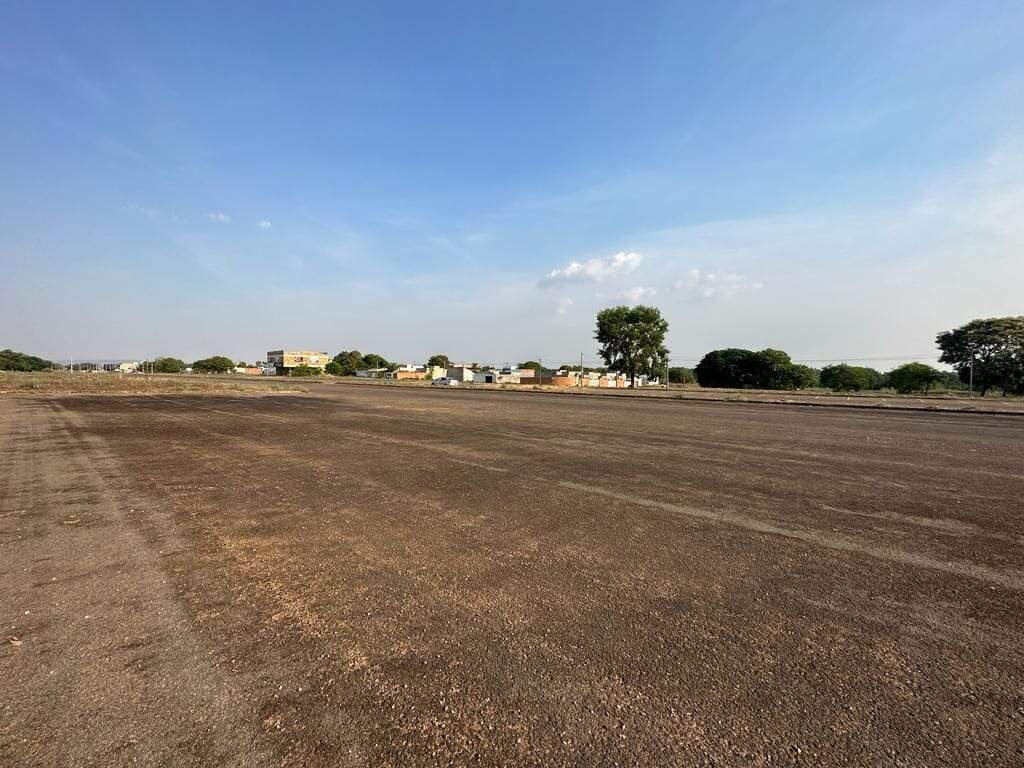 Lote à venda no Plano Diretor Sul: 