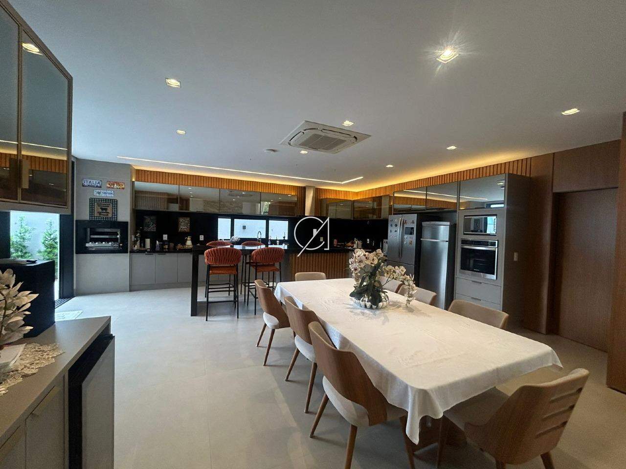 Casa à venda no Plano Diretor Norte: 