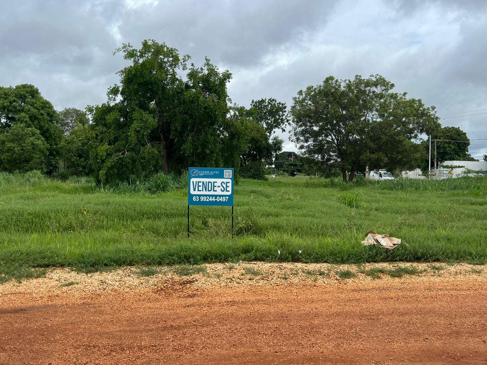 Lote à venda no Plano Diretor Sul: 