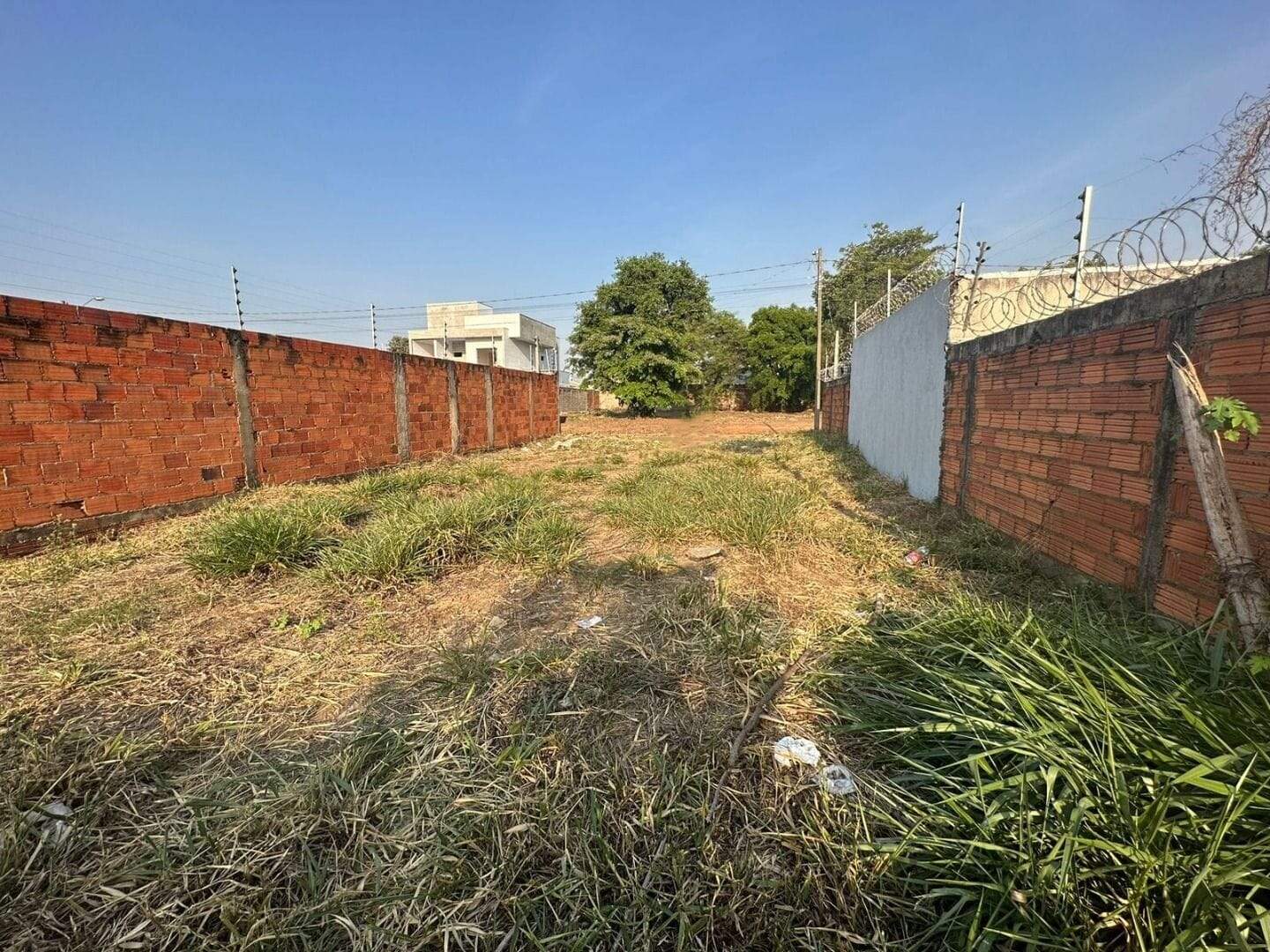 Lote à venda no Plano Diretor Sul: 