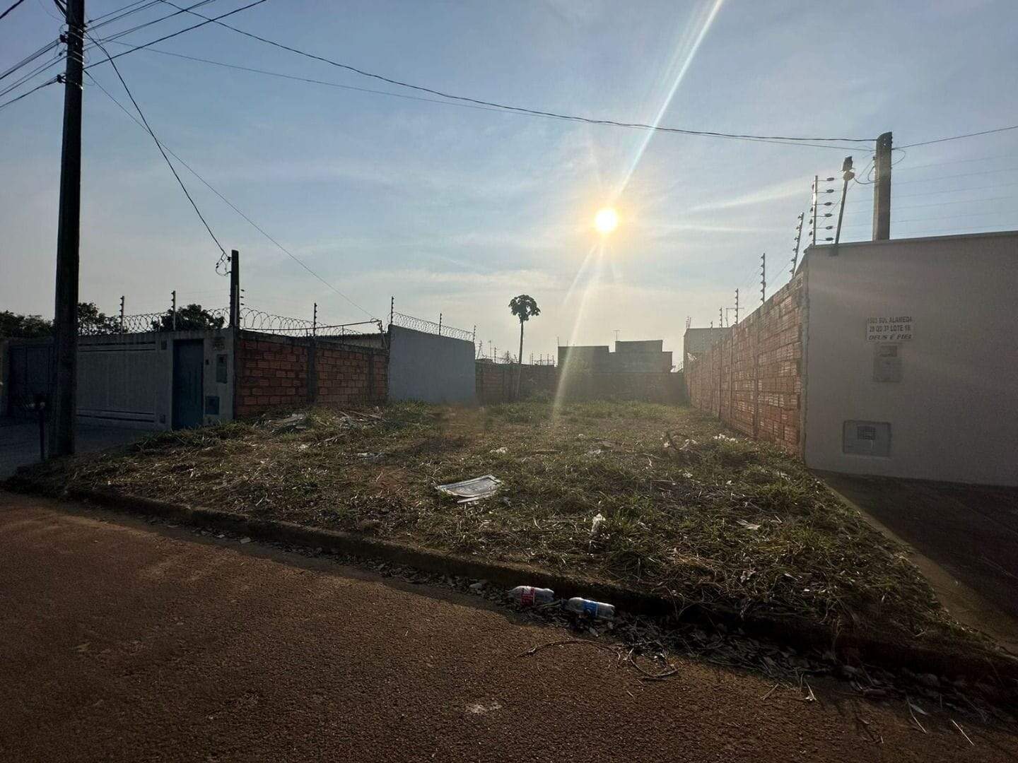 Lote à venda no Plano Diretor Sul: 