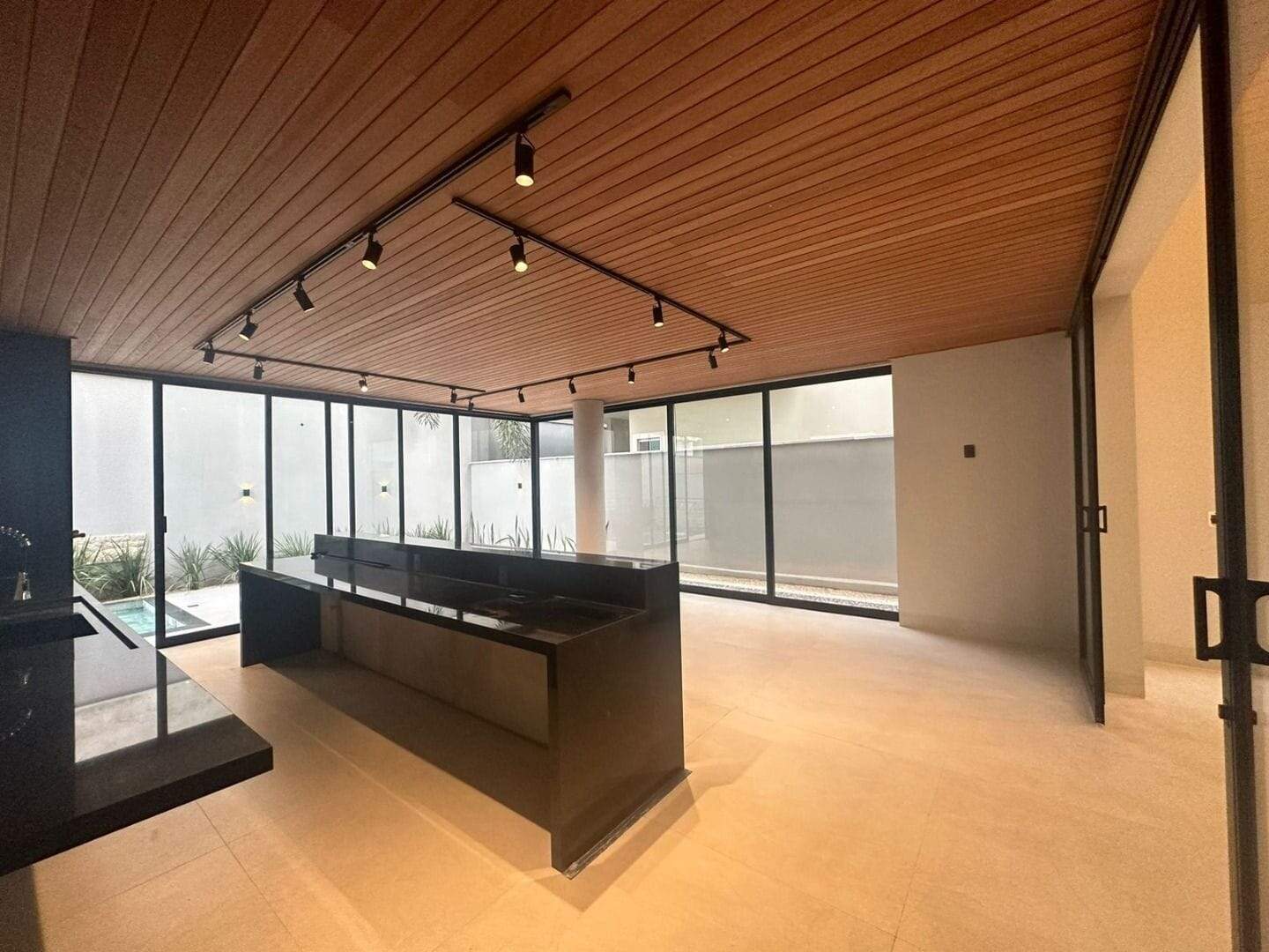 Sobrado à venda no Plano Diretor Sul: 