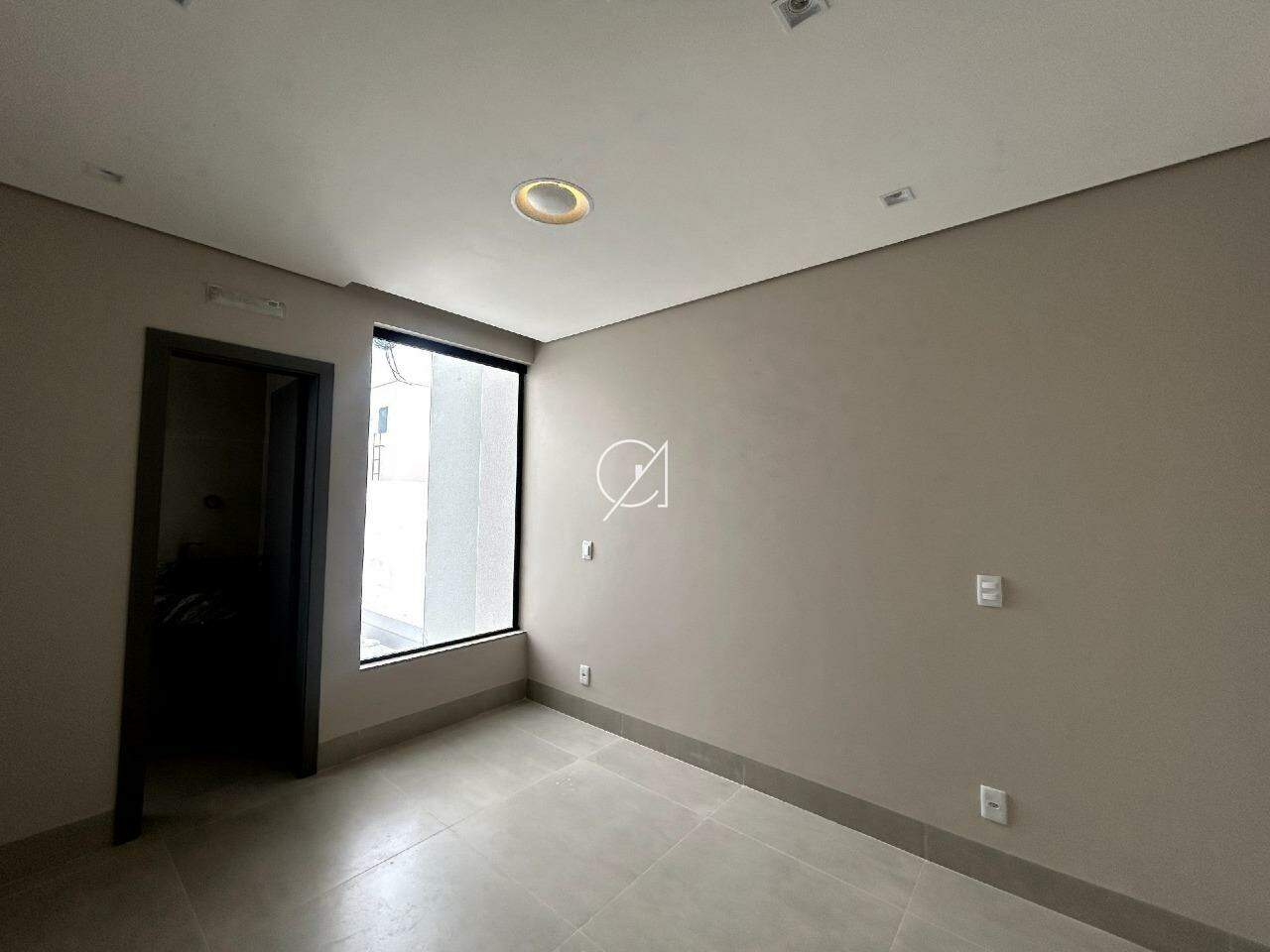 Casa à venda no Plano Diretor Sul: 