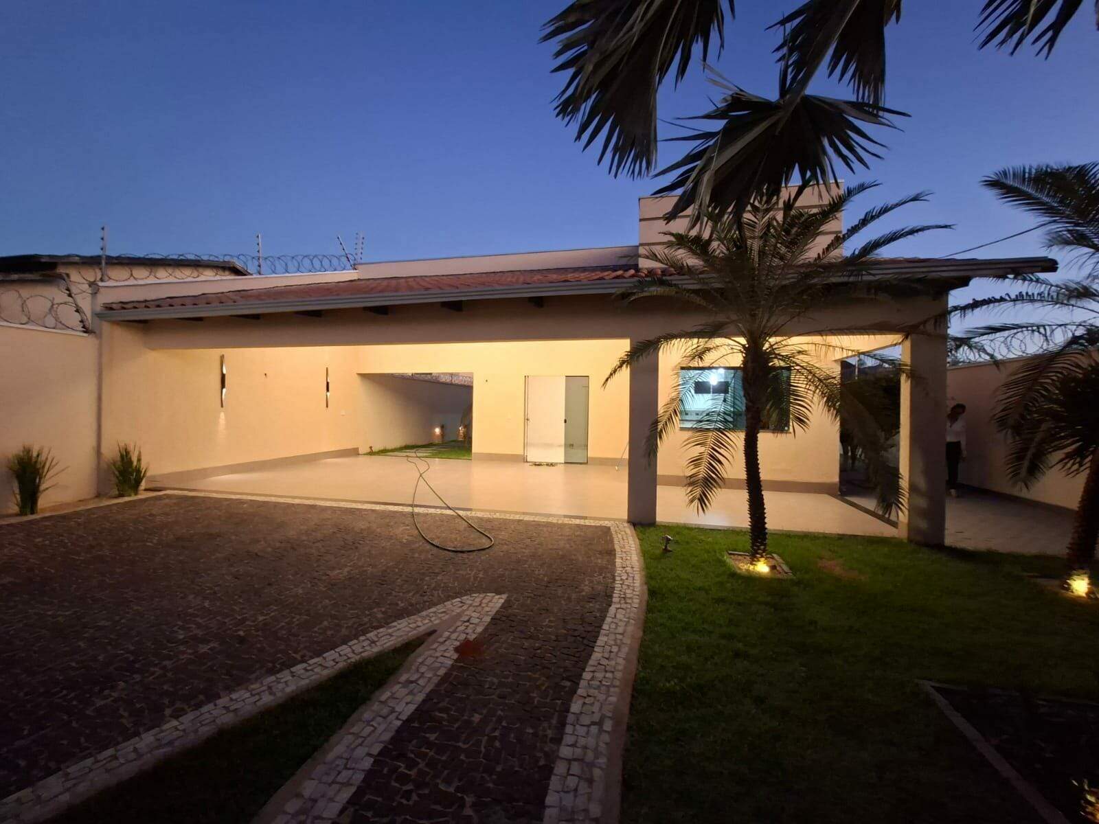 Casa à venda no Plano Diretor Sul: 