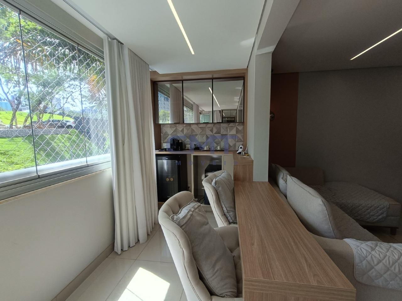 Área privativa à venda no Estoril: 