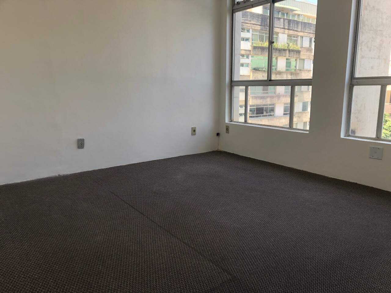 Sala para aluguel no Savassi: 