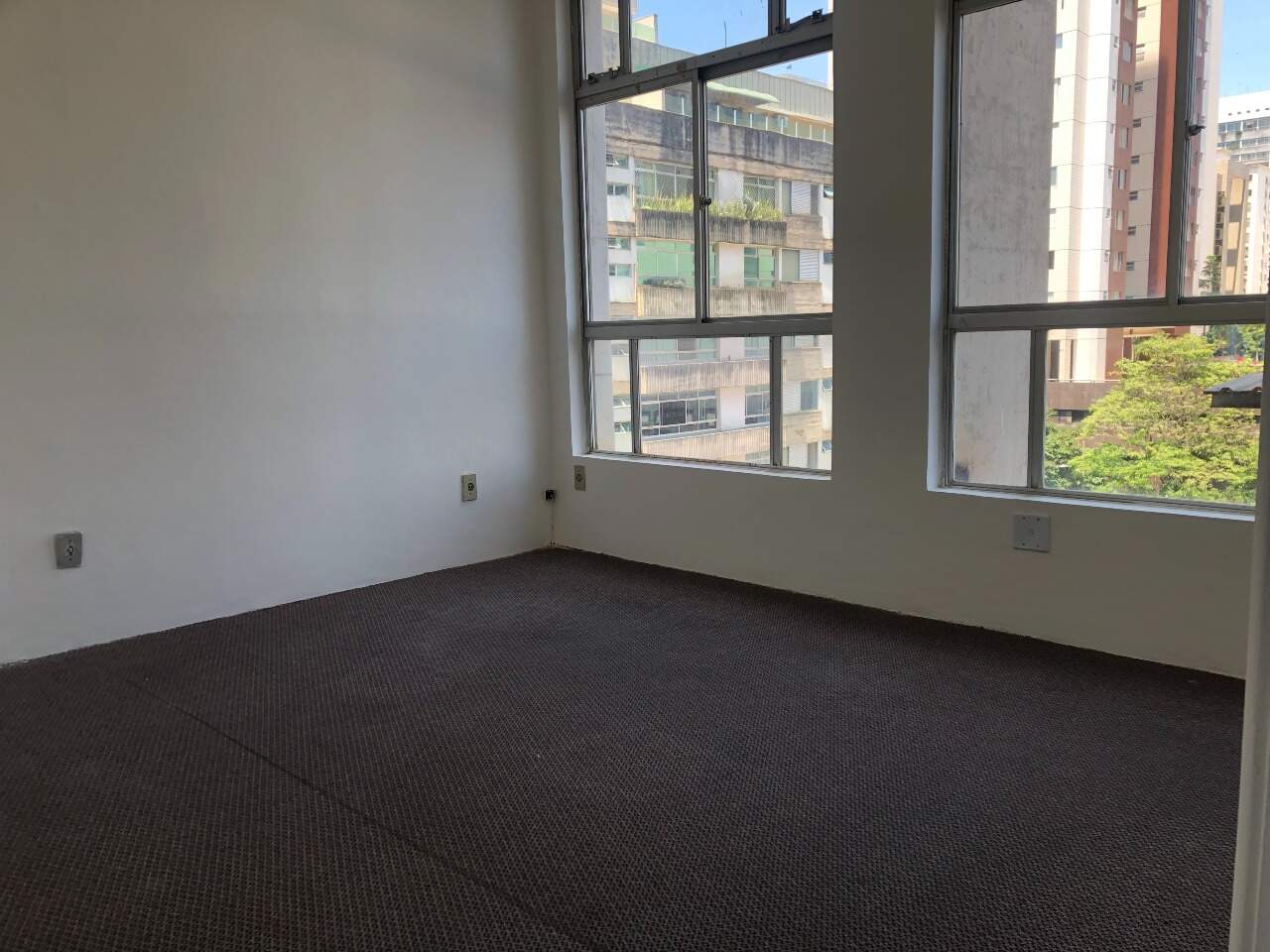 Sala para aluguel no Savassi: 