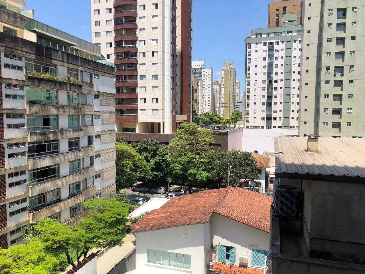 Sala para aluguel no Savassi: 