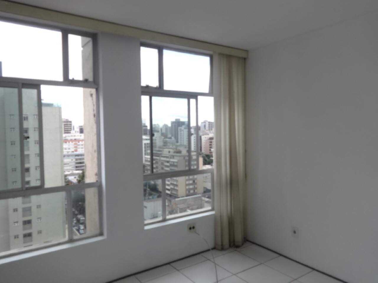 Sala para aluguel no Savassi: 