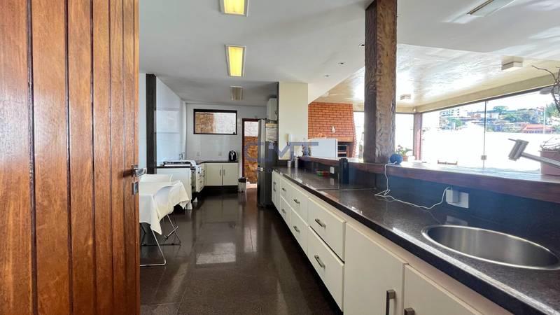 Casa à venda no Mangabeiras: 