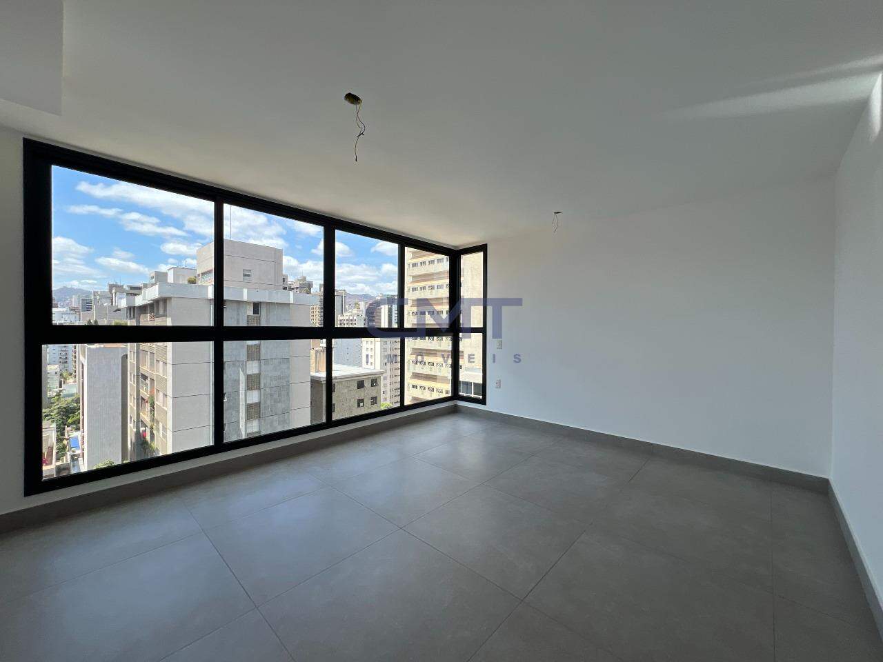 Apartamento à venda no Lourdes: 