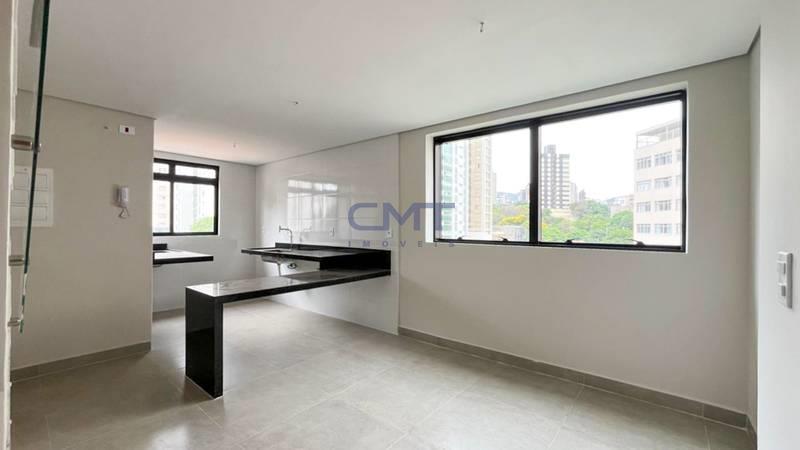 Cobertura à venda no Funcionários : 