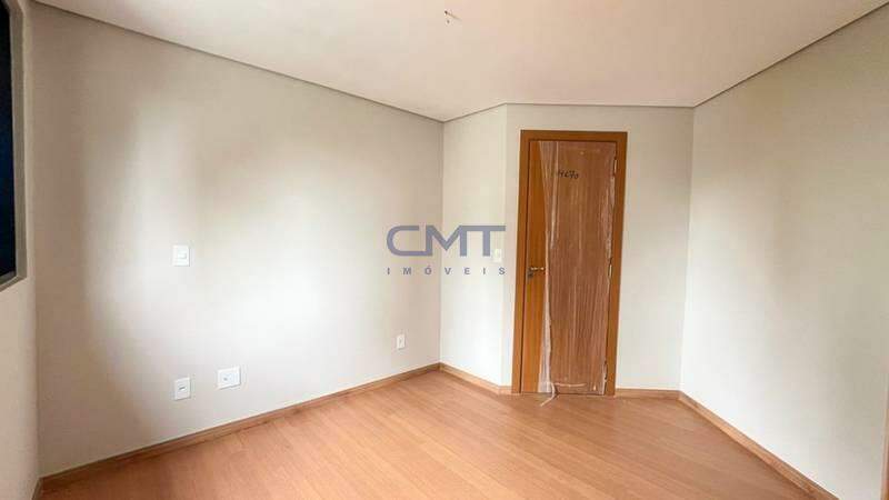 Cobertura à venda no Funcionários : 