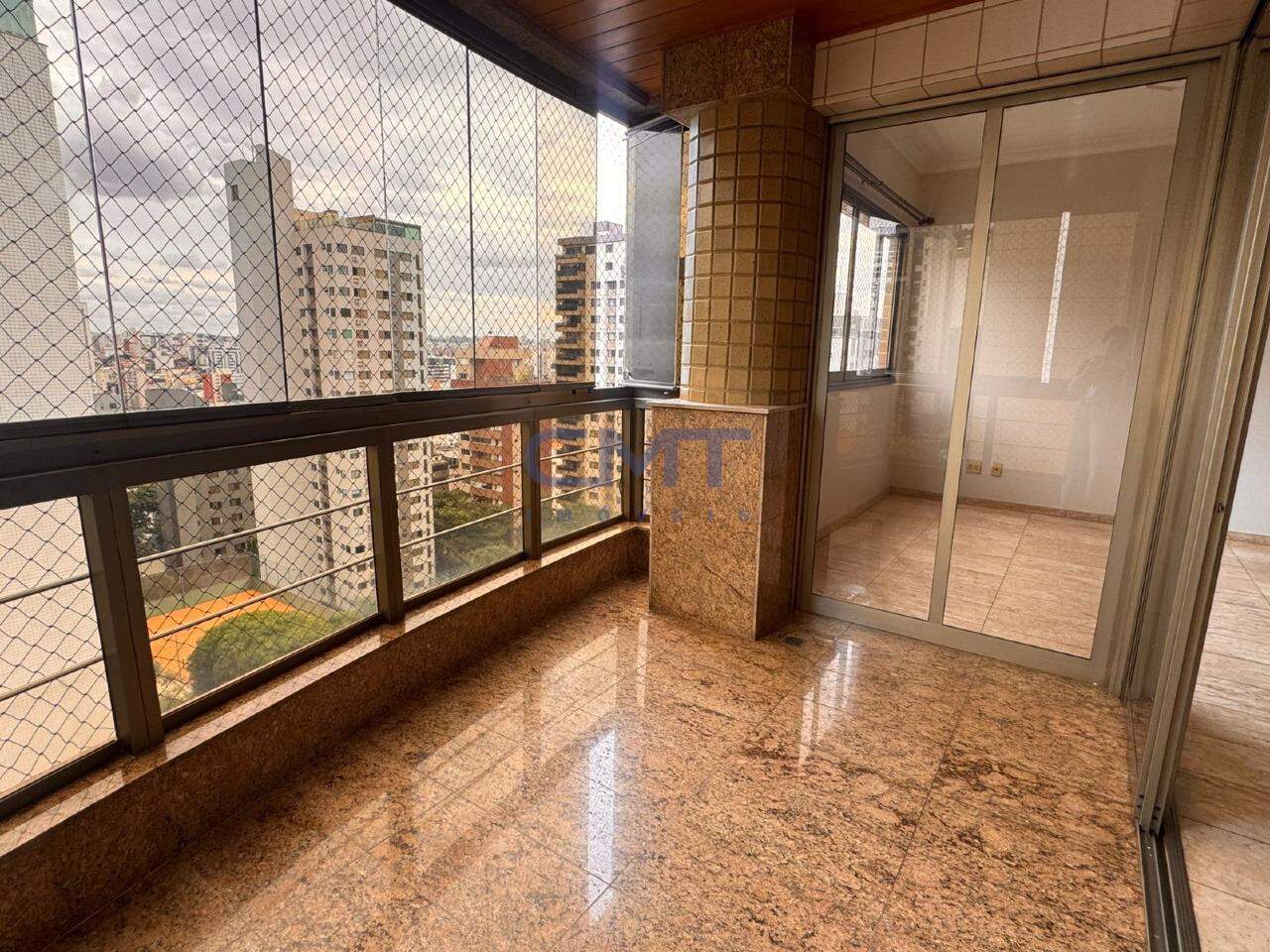 Apartamento à venda no Gutierrez: 
