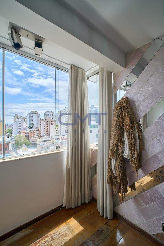 Apartamento à venda no Sion: 