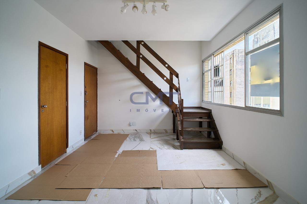 Cobertura para aluguel no Santo Antônio : 