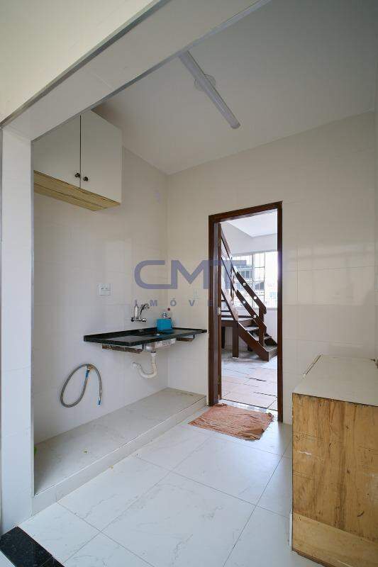 Cobertura para aluguel no Santo Antônio : 