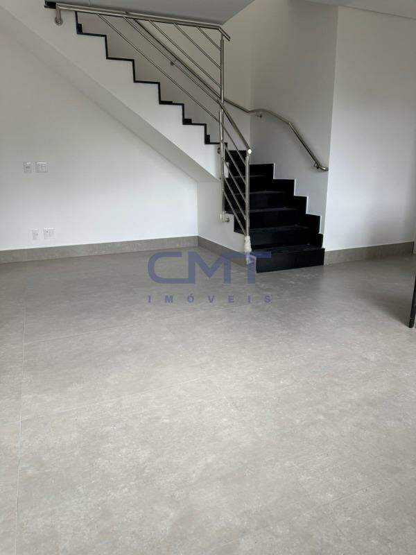 Cobertura à venda no Funcionários : 