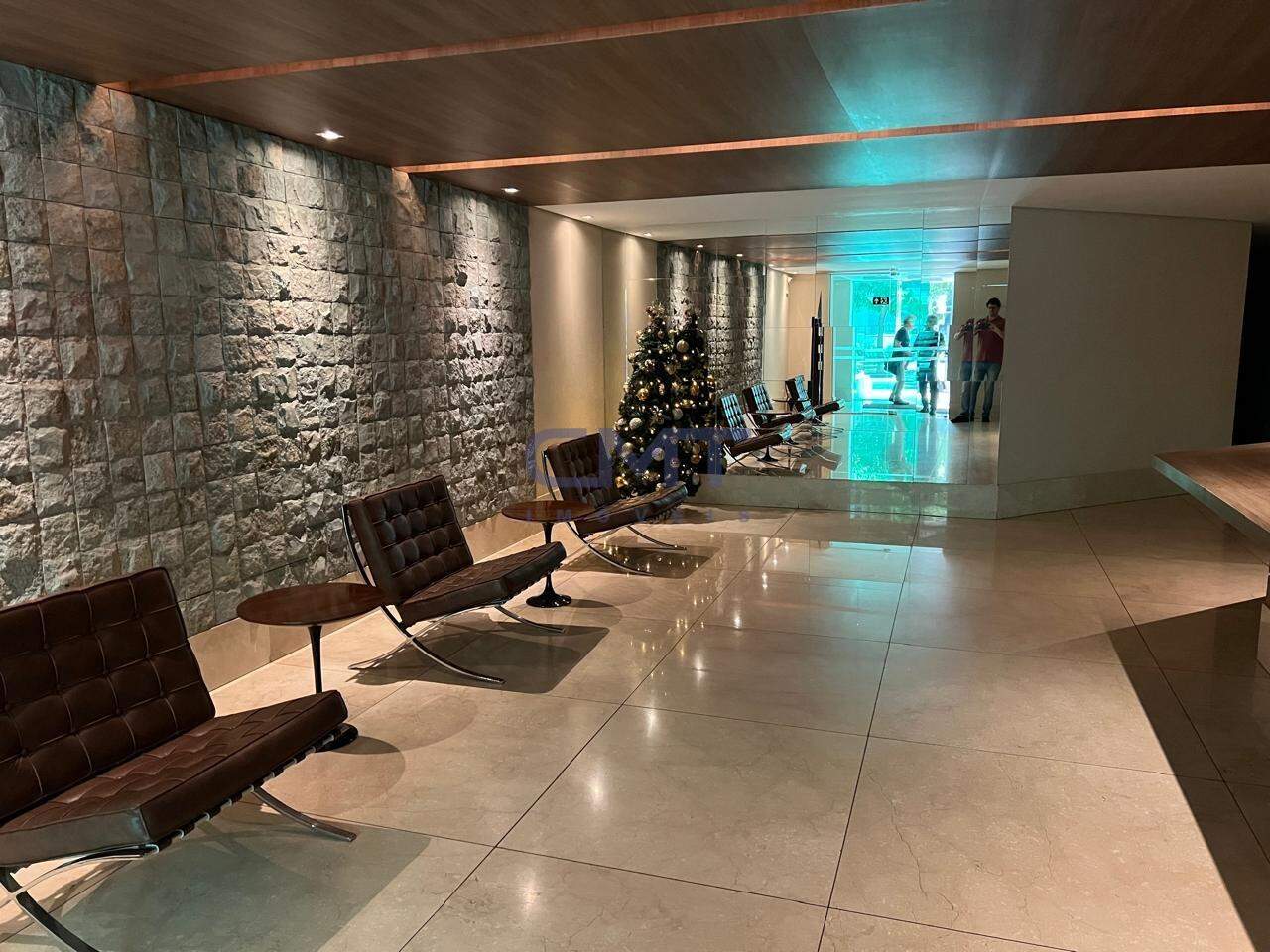 Apartamento à venda no Savassi: Hall de entrada do Prédio