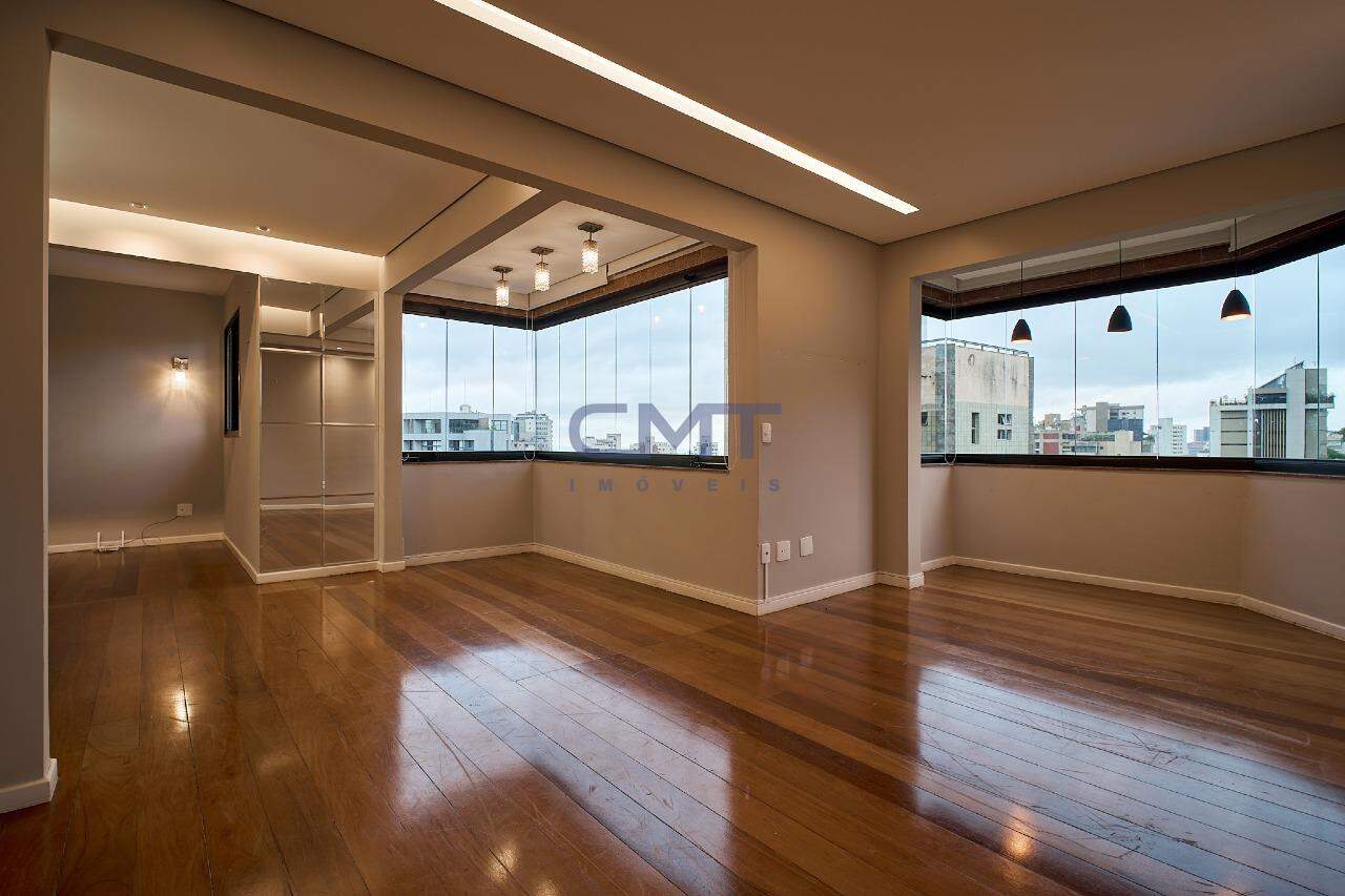 Apartamento à venda no Sion: 