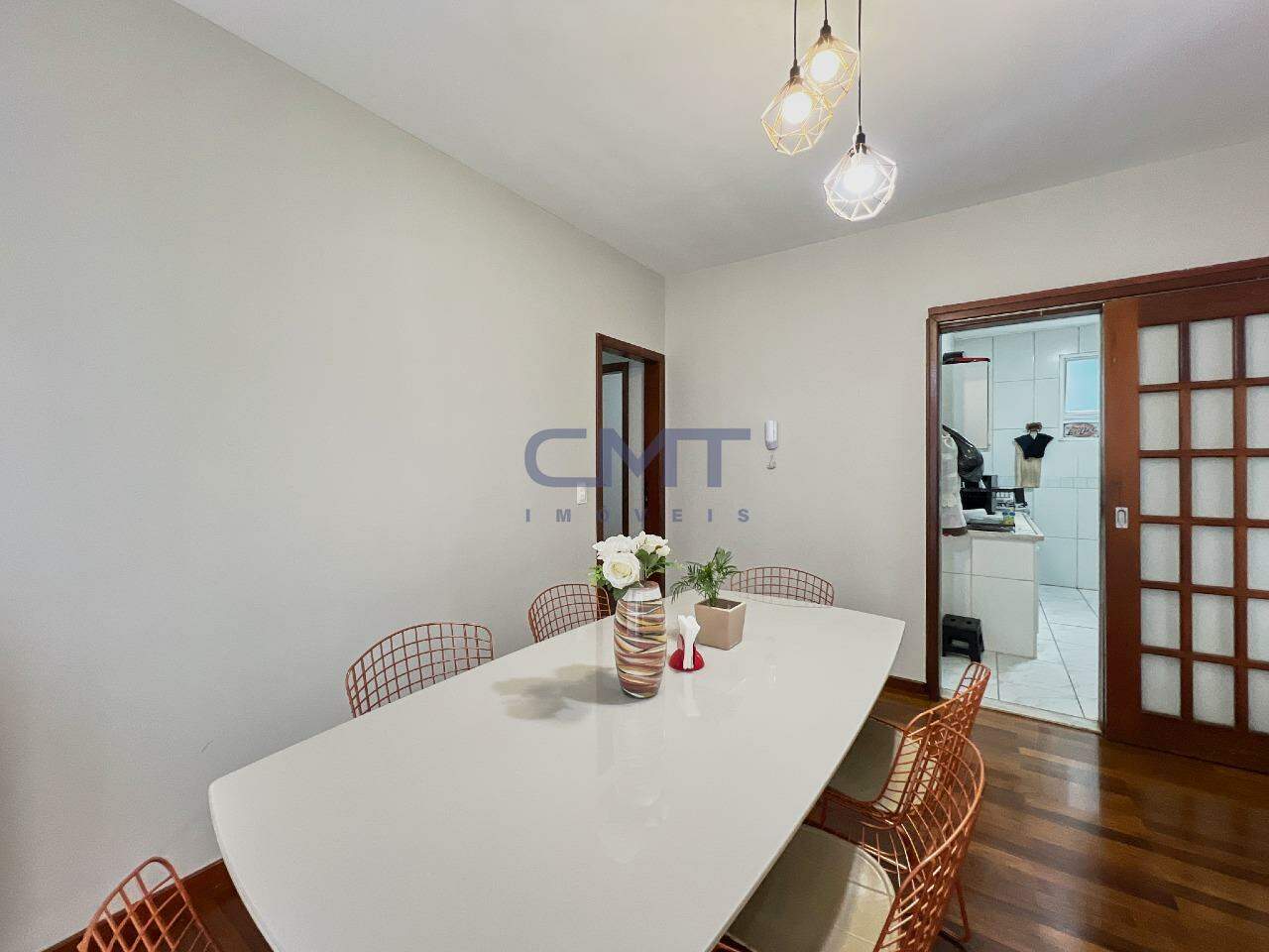 Apartamento à venda no São Pedro: 