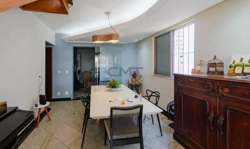 Cobertura à venda no Carmo: 