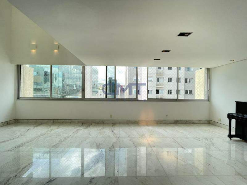 Cobertura, 4 quartos, 575 m² - Foto 2