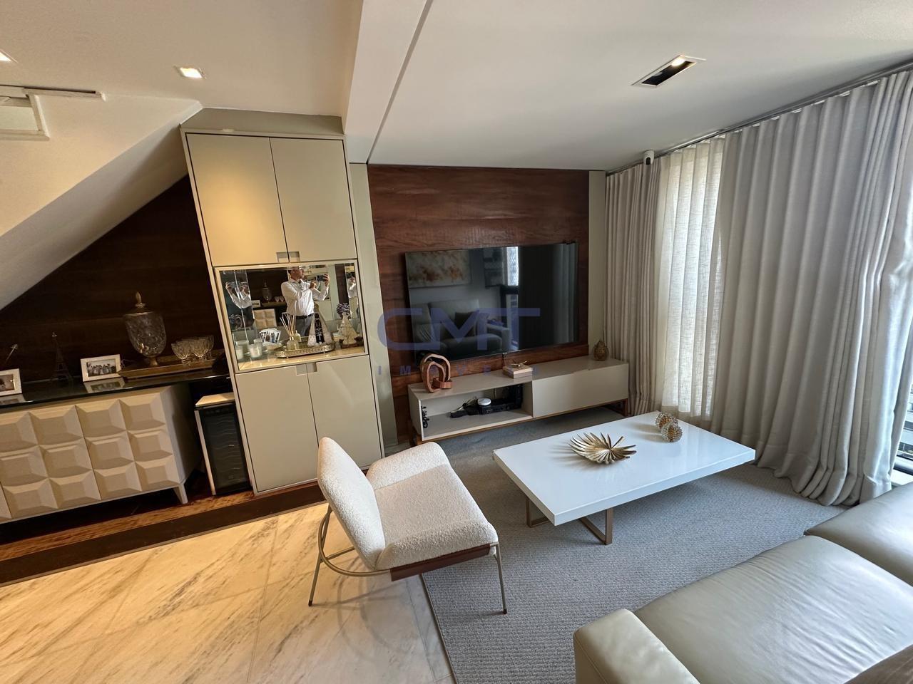 Cobertura à venda no Savassi: 