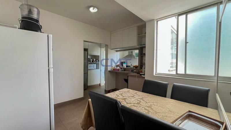 Cobertura à venda no Lourdes: 