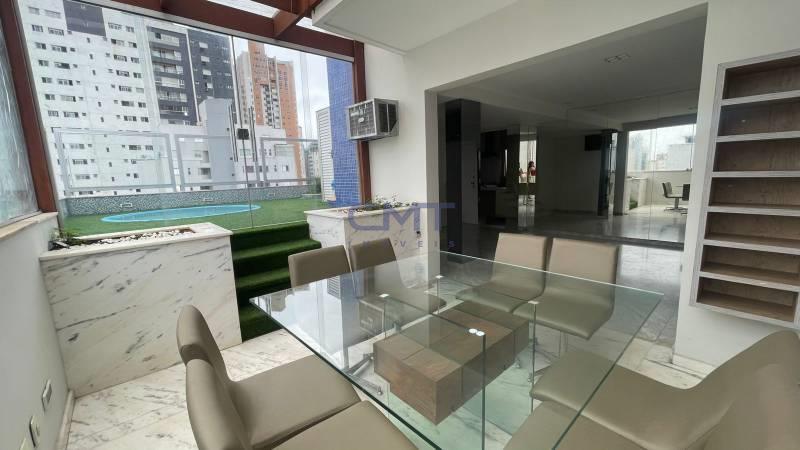 Cobertura à venda no Funcionários : 