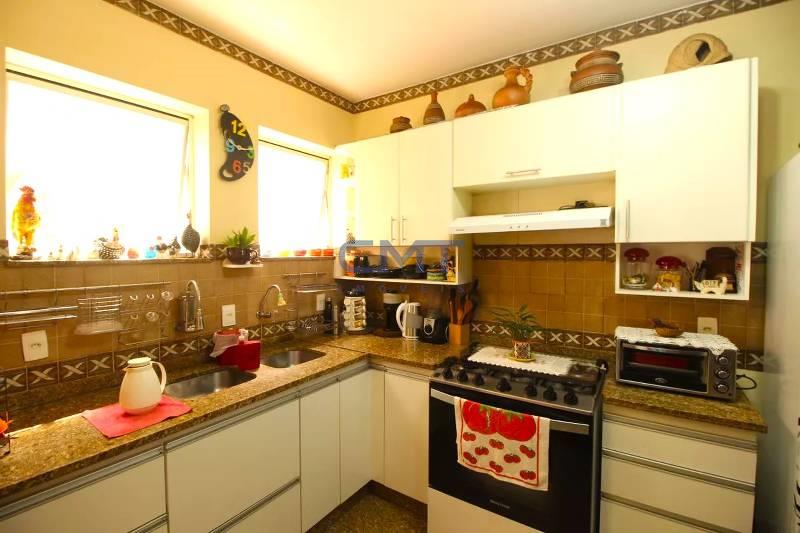 Apartamento à venda no Lourdes: 