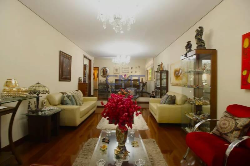 Apartamento à venda no Lourdes: 