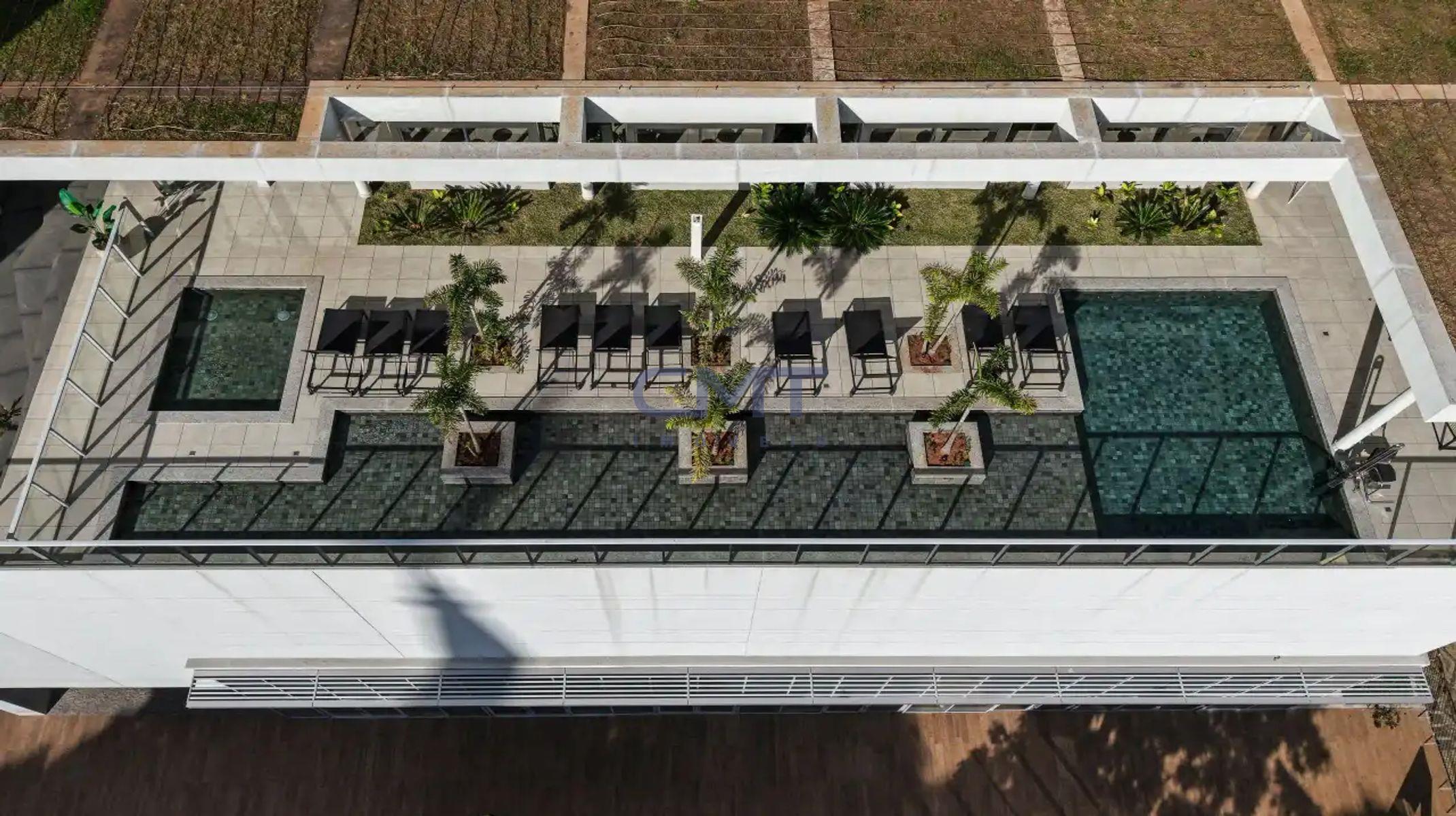 Apartamento à venda no Boa Viagem: Piscina externa com deck molhado