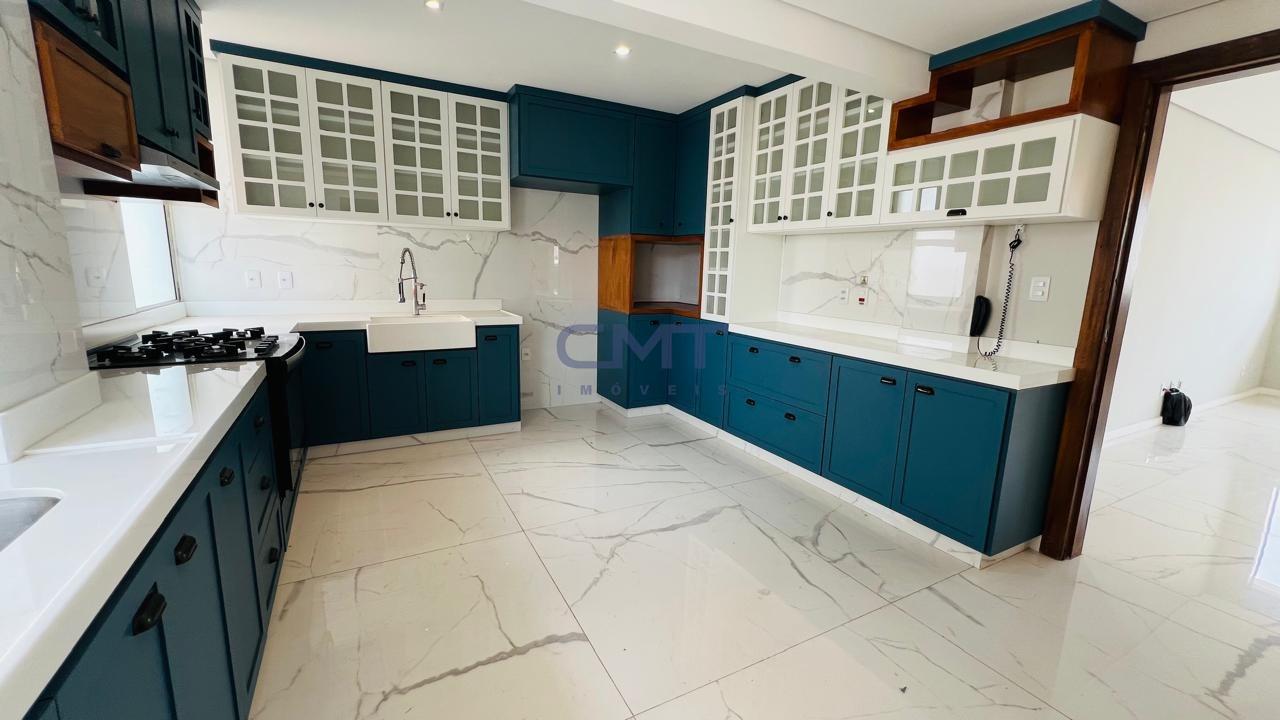 Cobertura à venda no Santo Antônio : 