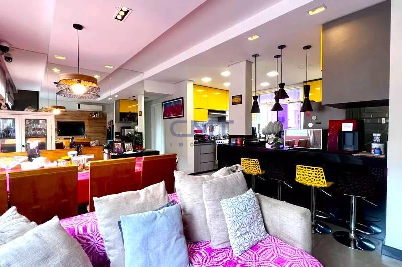 Cobertura à venda no Carmo: 