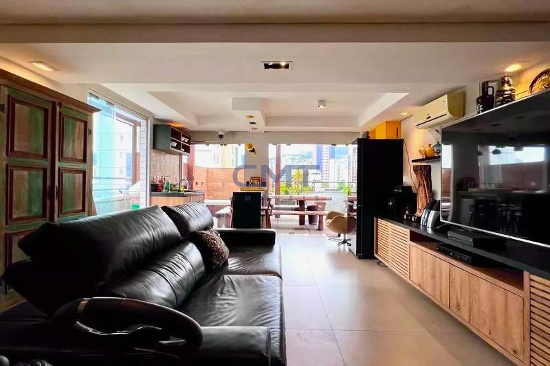 Cobertura à venda no Carmo: 