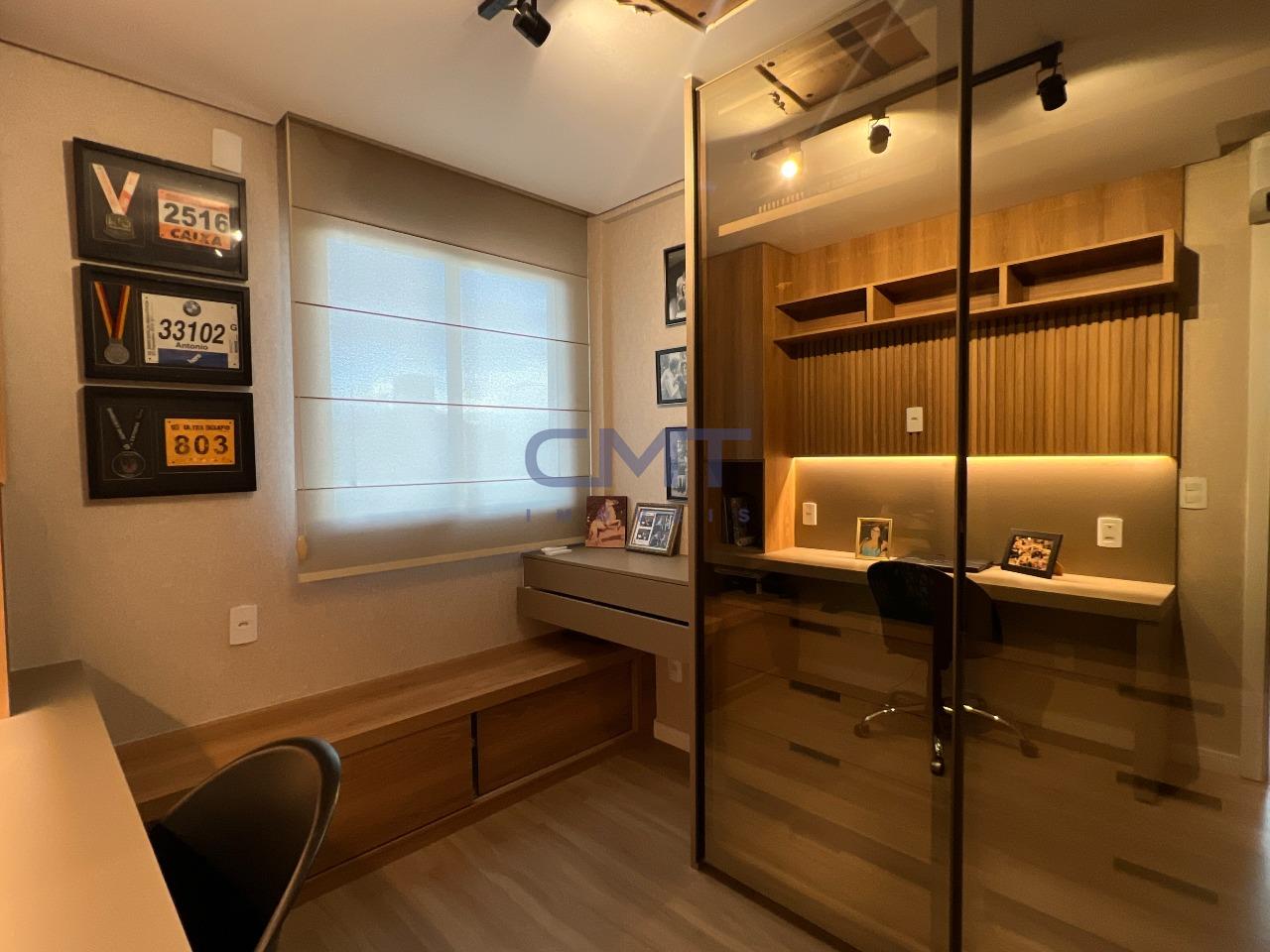 Cobertura à venda no Prado: 