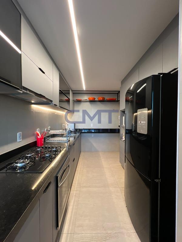 Cobertura à venda no Prado: 