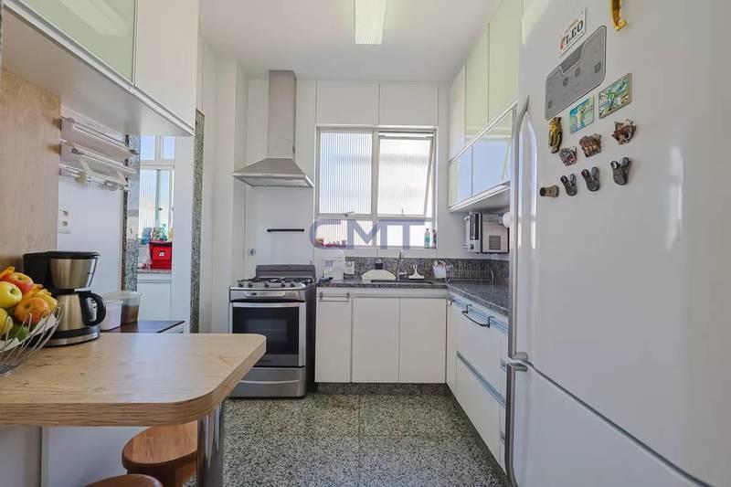 Cobertura à venda no Cruzeiro: 