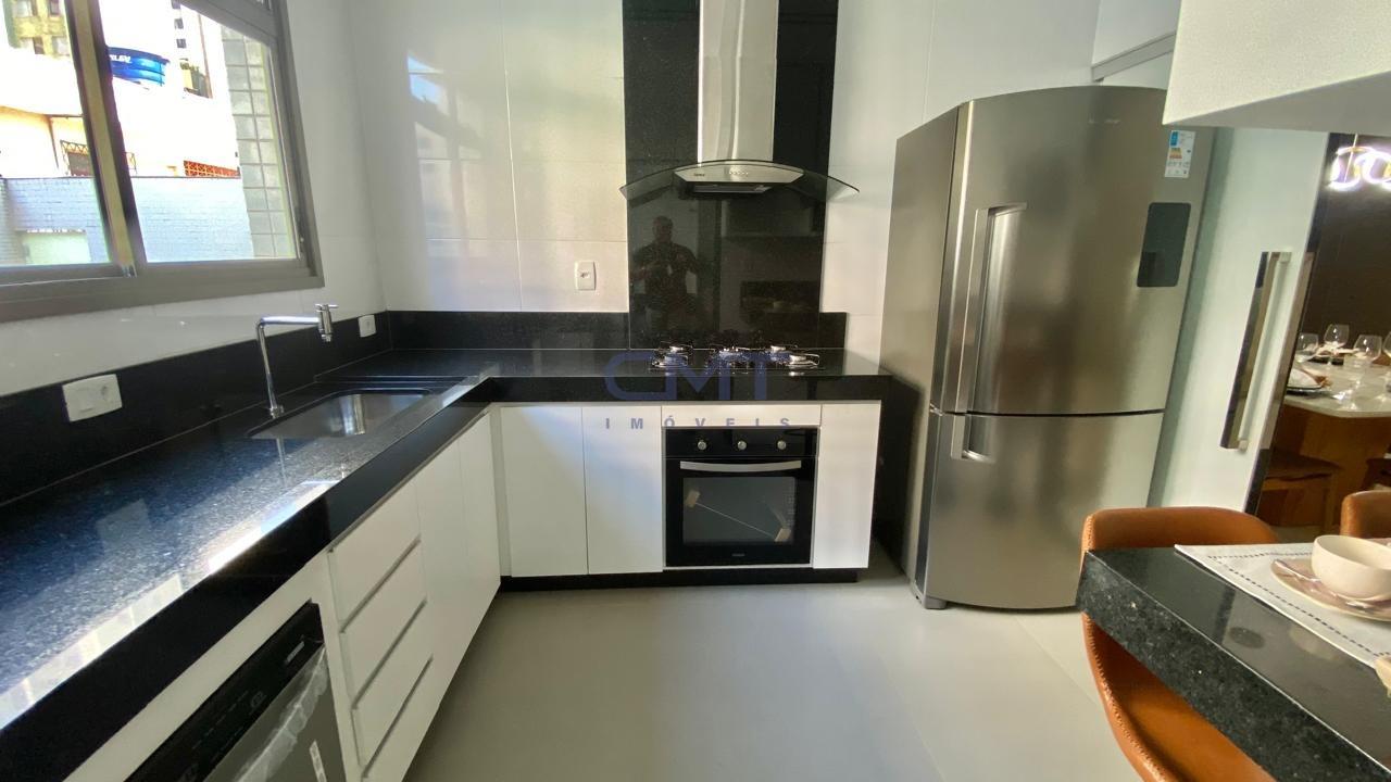 Área privativa à venda no Gutierrez: 