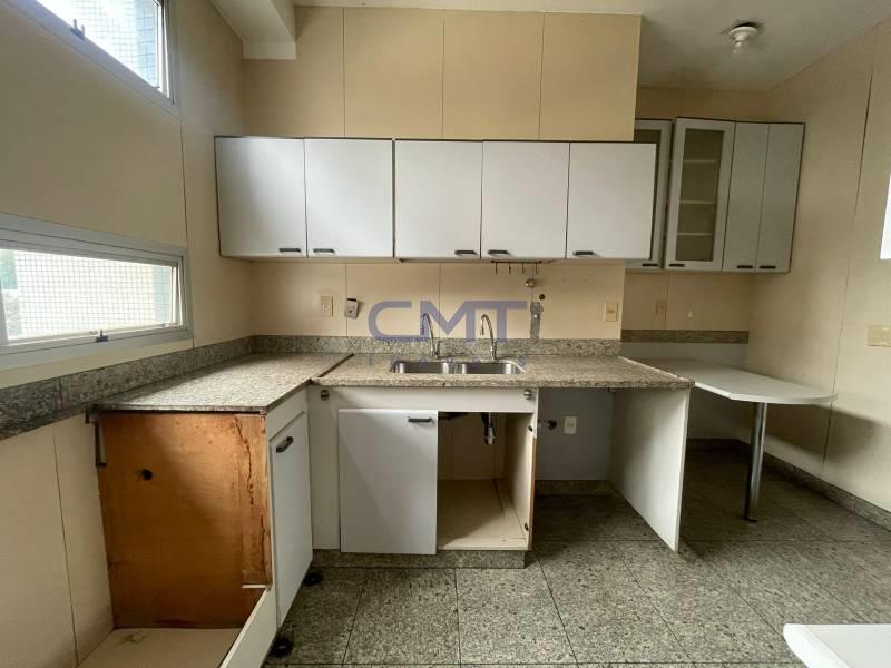 Apartamento à venda no Funcionários : 