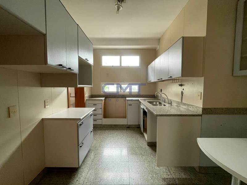 Apartamento à venda no Funcionários : 