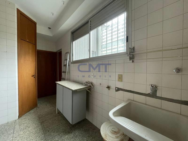 Apartamento à venda no Funcionários : 